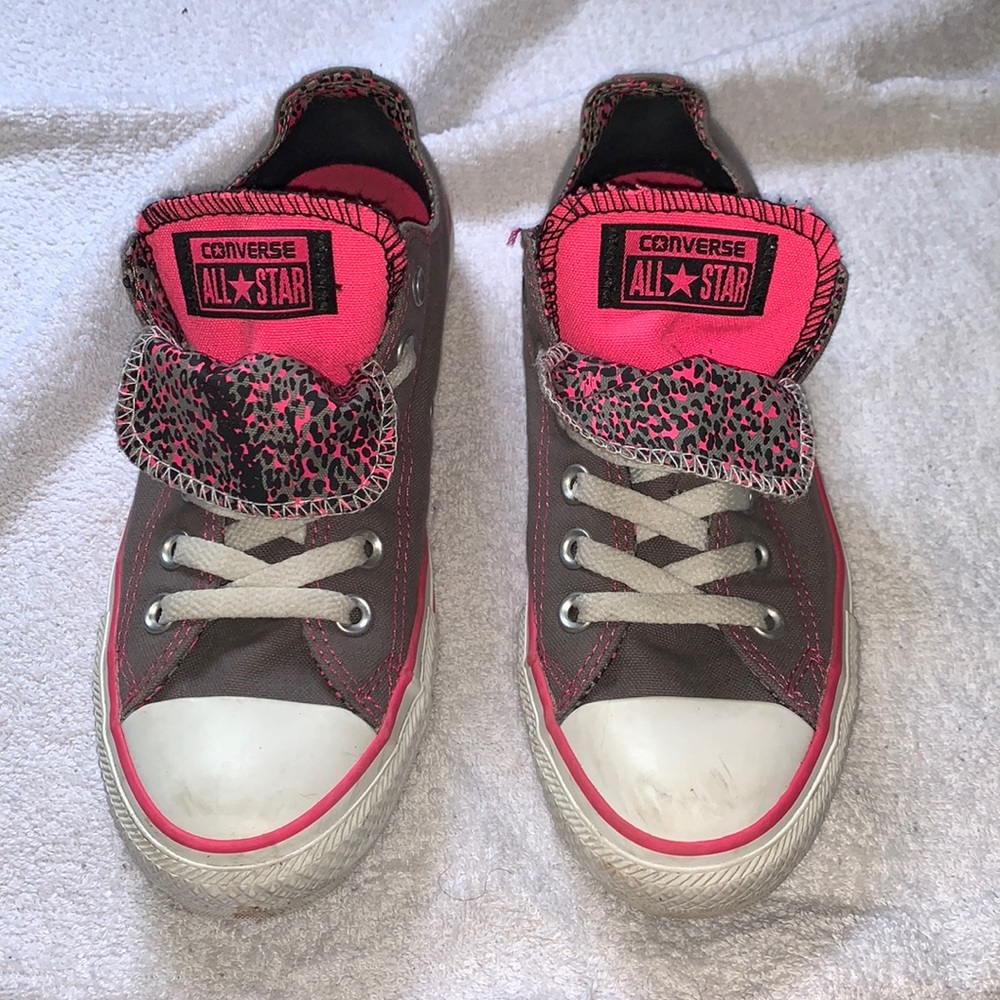 Grey and pink Double tongue Converse Sneaker